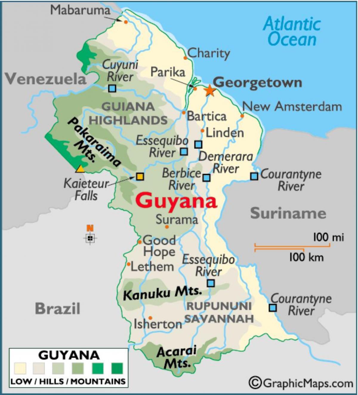 karta över Guyana visar bergskedjor