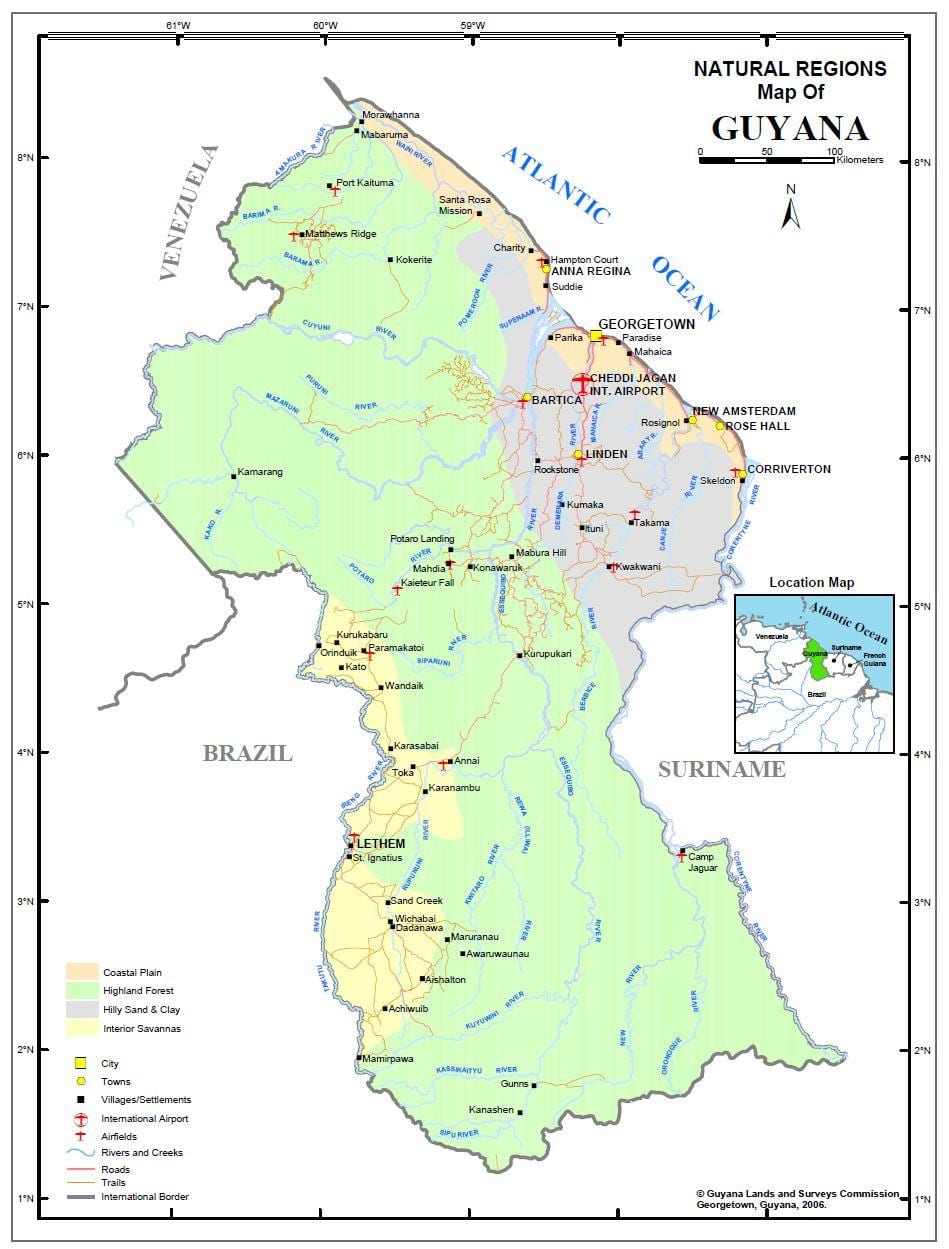 karta över Guyana visar 4 naturliga regioner